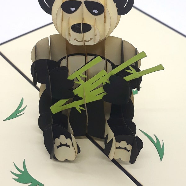 carte pop up du panda qui mange sa feuille d'eucalyptus