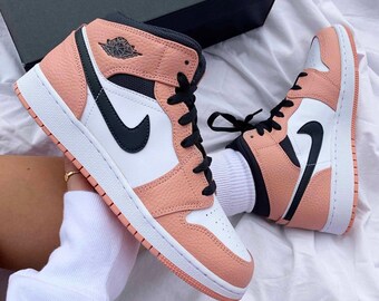 Jordan 1 mid pink | Etsy.de
