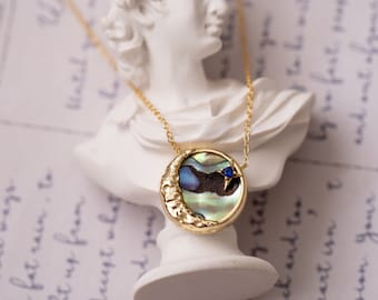 Abalone Moon and Star Necklace-Screscent Moon Round Pendant Necklace-Gold Vermeil Shell Charm-Gift for Mom/Grandma/Girl-Unique Necklace