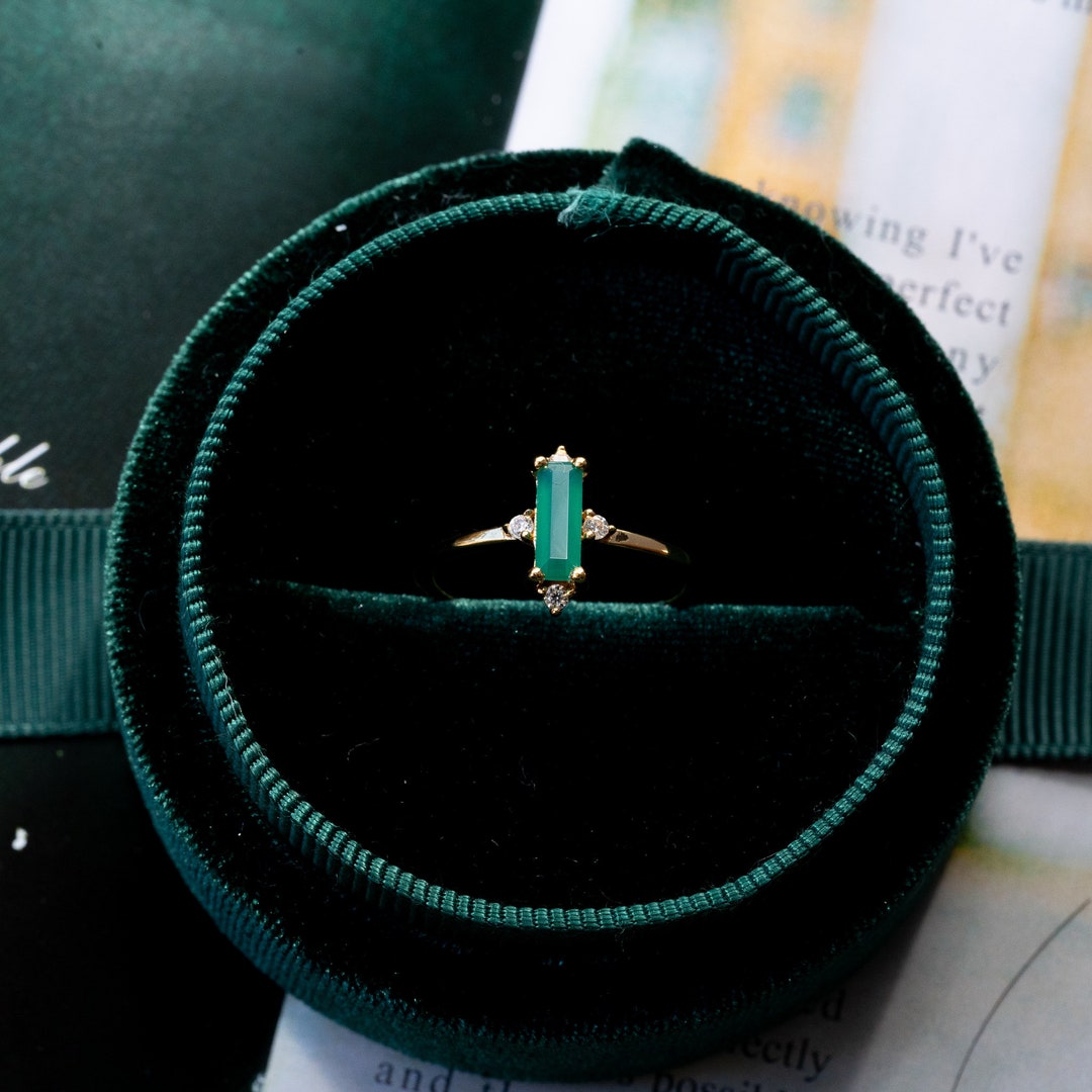 Baguette Chrysoprase Ring, Minimalist Gold Chalcedony Gold Vermeil Jade Ring Engagement Promise Birthday Gift, Dainty Anniversary Jewelry