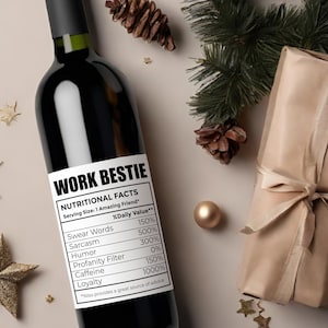 Weihnachten Wein Etikett * Weihnachten Weinetikett * Personalisiertes Weinetikett * Freund Mitarbeiter * Schnaps Etikett * Kollege Geschenk * Arbeit Bestie Geschenk * Urlaub *