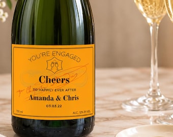 Etiqueta personalizada para champán de compromiso: Regalo personalizado para parejas
