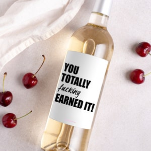 Etiquette de vin Nouvel emploi * Cadeau promotionnel * Cadeau nouvel emploi pour elle, cadeau pour lui * Cadeau de départ en retraite * Carte nouvel emploi * Totalement méritée * Félicitations *