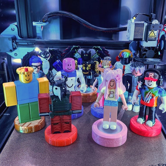 Custom Roblox Avatar Figure personalized 3D printed Roblox -  Portugal