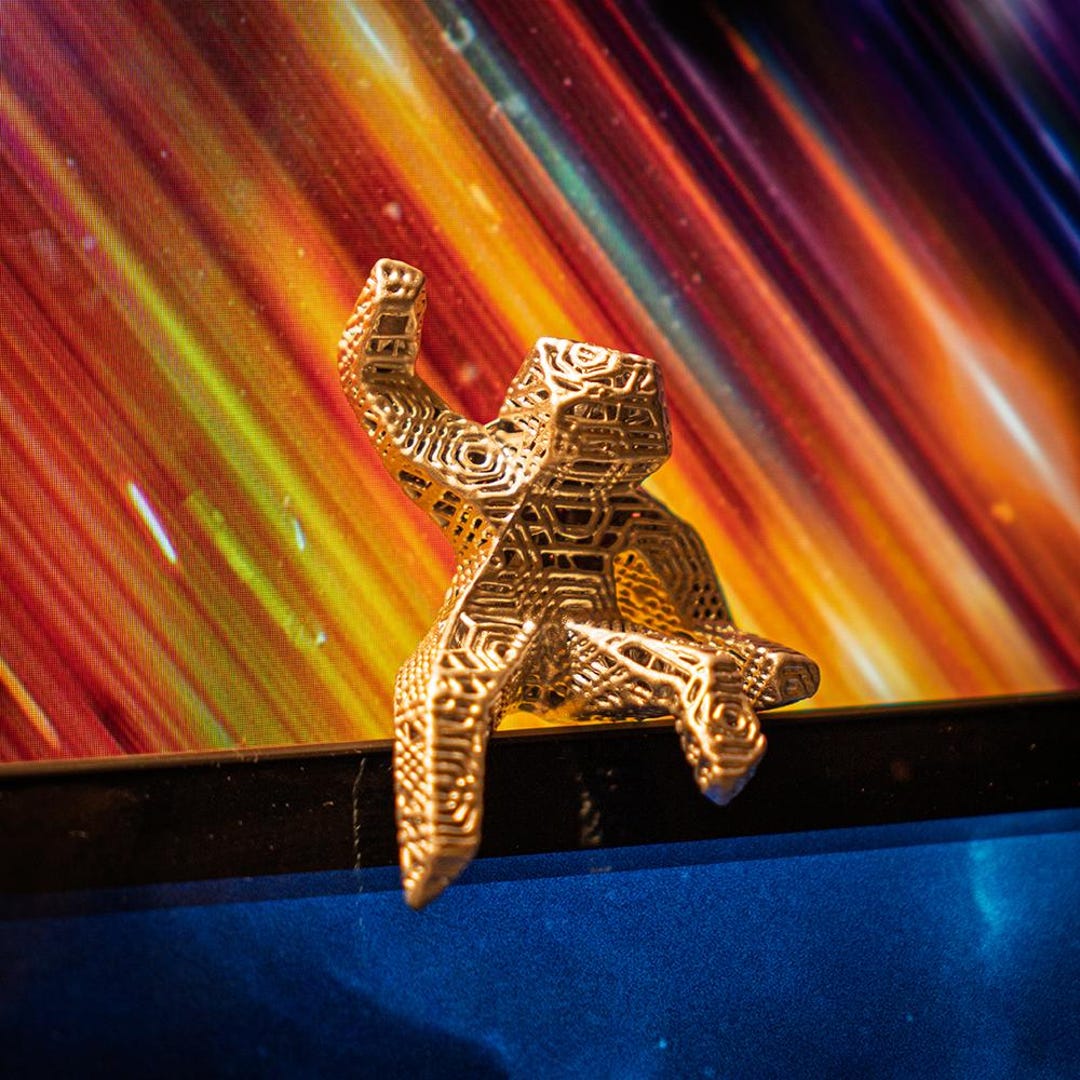Project Hail Mary Grace Xenonite Figurine, Metallic Coated. - Etsy