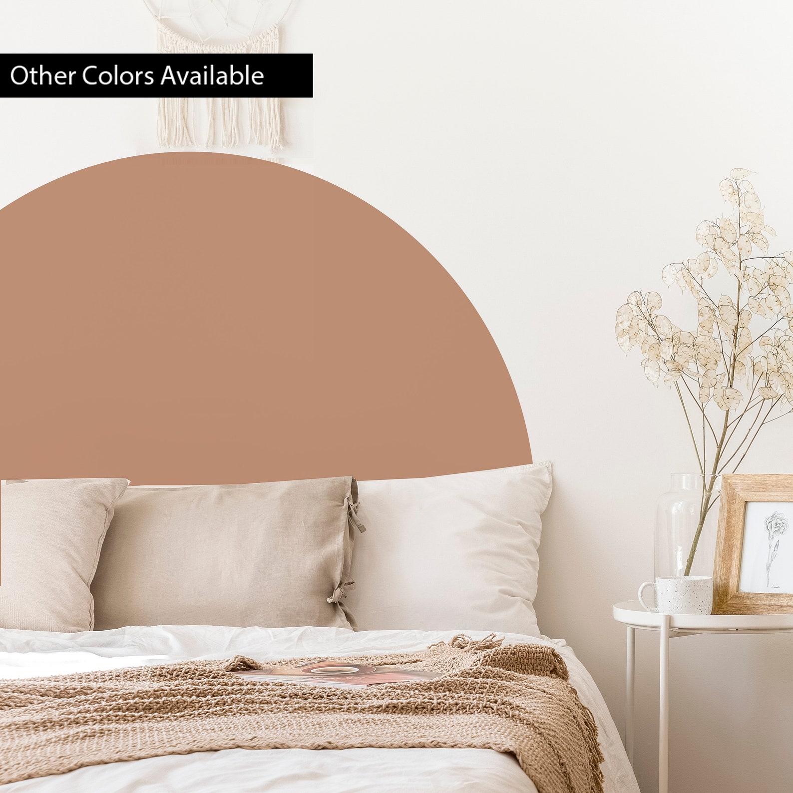 наклейки на изголовье кровати