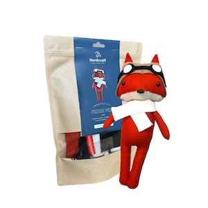 DIY Felt Sewing Kit, Hand Stitched DIY Crafts, Fox Sewing Kit, Felt Animal Craft Kit, Gift for a Crafty Person who loves to Hand Sew