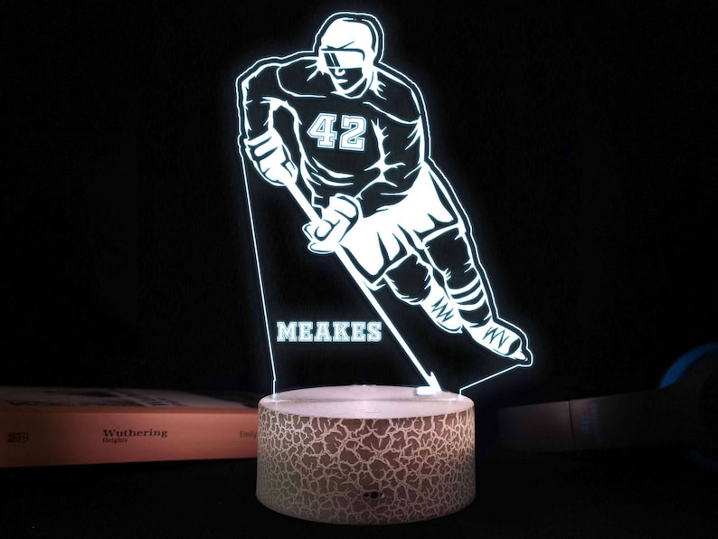 Hockey nachtlampje, gepersonaliseerd hockeycadeau, jongenskamerlamp, hockeynachtlampje, kinderslaapkamerlamp, cadeau voor vriend, cadeau voor man afbeelding 2