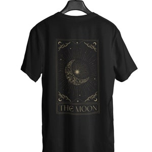 The Moon Tarot Oversize T-Shirt - Tarotkarten Outfit mit Rückendruck - beidseitig bedruckt - Gothic Oversize Shirt - Organic Bio-Baumwolle