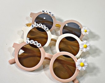 Floral Daisy girls personalized Name Sunglasses Come/W Cases .For Girls Toddler Kid Child Flower Girl Gift Idea Flower Flower Girl Proposal