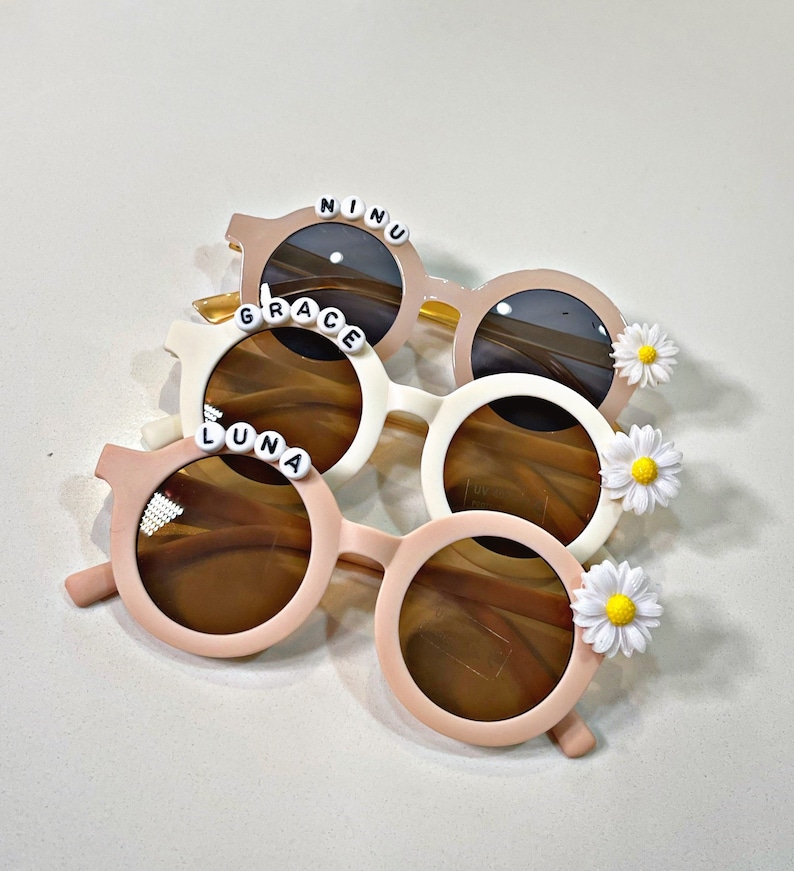 Floral Daisy girls personalized Name Sunglasses Come\/W Cases .Toddler Gift | Kids Gift | Babies Gift | Baby Girl Personalized |Flower girl