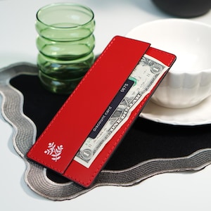 Custom Restaurant Check Presenter – Personalized Leather Server Wallet – Café Guest Check Holder