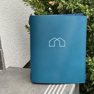 Menu-folder na listę win, uchwyt na menu, menu restauracyjne półlegalne, tablica menu, książka menu, spersonalizowana okładka menu, skórzane menu barowe