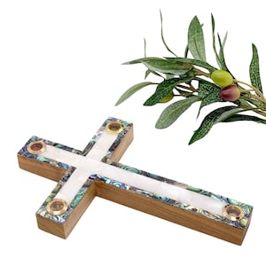 Cruz de Madera de Olivo (Totalmente recubierta de Nácar, interior blanco con 4 cristales) - Cruces de Tierra Santa de Belén Box