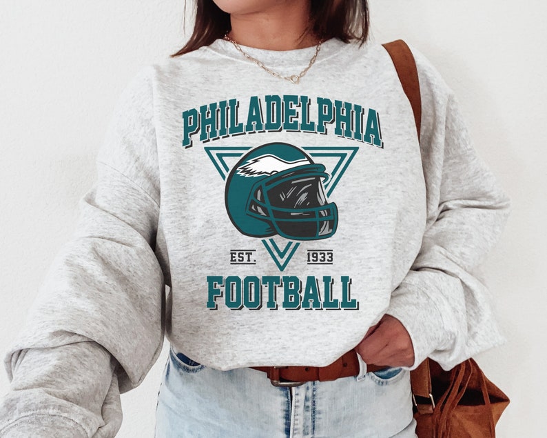 Philadelphia Eagle, Vintage Philadelphia Eagle Football Crewneck Sweatshirt \ T-Shirt, Philadelphia Eagle, Philly eagles, Vintage Eagle Shirt, Eagles Gift, Eagle Crewneck, Eagle Apparel, Sunday Football, Game Day Shirt, Football Lovers, Gift for her