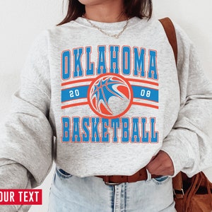 CustomCat Oklahoma City Okc Thunder Vintage NBA Crewneck Sweatshirt Sport Grey / XL