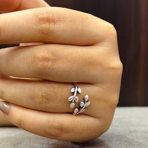 Tiny Leaf-ring, olijfbladring, verstelbare ring, bladeren van takkenvaren, 925 zilver, sierlijke sieraden, cadeau voor haar