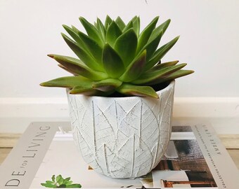 Small White Leaf Embossed House Plant Pot | Hygge Homeware Planter | Rustic Nature Inspired Plant Pot | Cement Plant Pot | Indoor Plant Pot