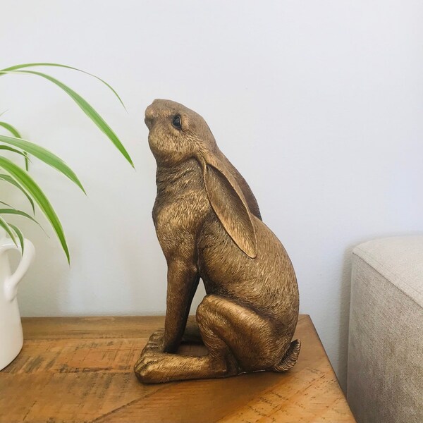 Gold Moon Gazing Hare Ornament | Home Decor Hare Collection | 20cm Gazing Hare Mantelpiece Feature | Sitting Hare Country Home Sculpture