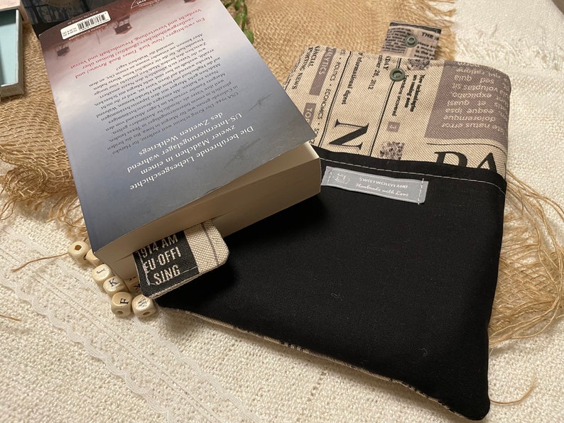 Book cover made of canvas fabric Padded book bag Newspaper look accessories Book cover including bookmark set bookmarker booksleeves image 7