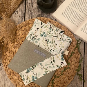 Buchhülle Stoff Eukalyptus Bücherhülle Canvas Buchtasche gepolstert Büchertasche Buch accessoires Lesezeichen Book sleeves Booksleeves Bild 1