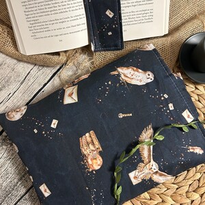 Buchhülle Stoff Magie Bücherhülle mit Canvas Buchtasche gepolstert Büchertasche buch accessoires Lesezeichen Book sleeves Booksleeves imagem 3