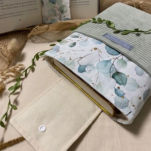 Buchhülle Stoff Bücherhülle Canvas Buchtasche Blumen Geschenk Buch gepolstert Büchertasche Kidle Hülle Lesezeichen Eukalyptus Booksleev Bild 8