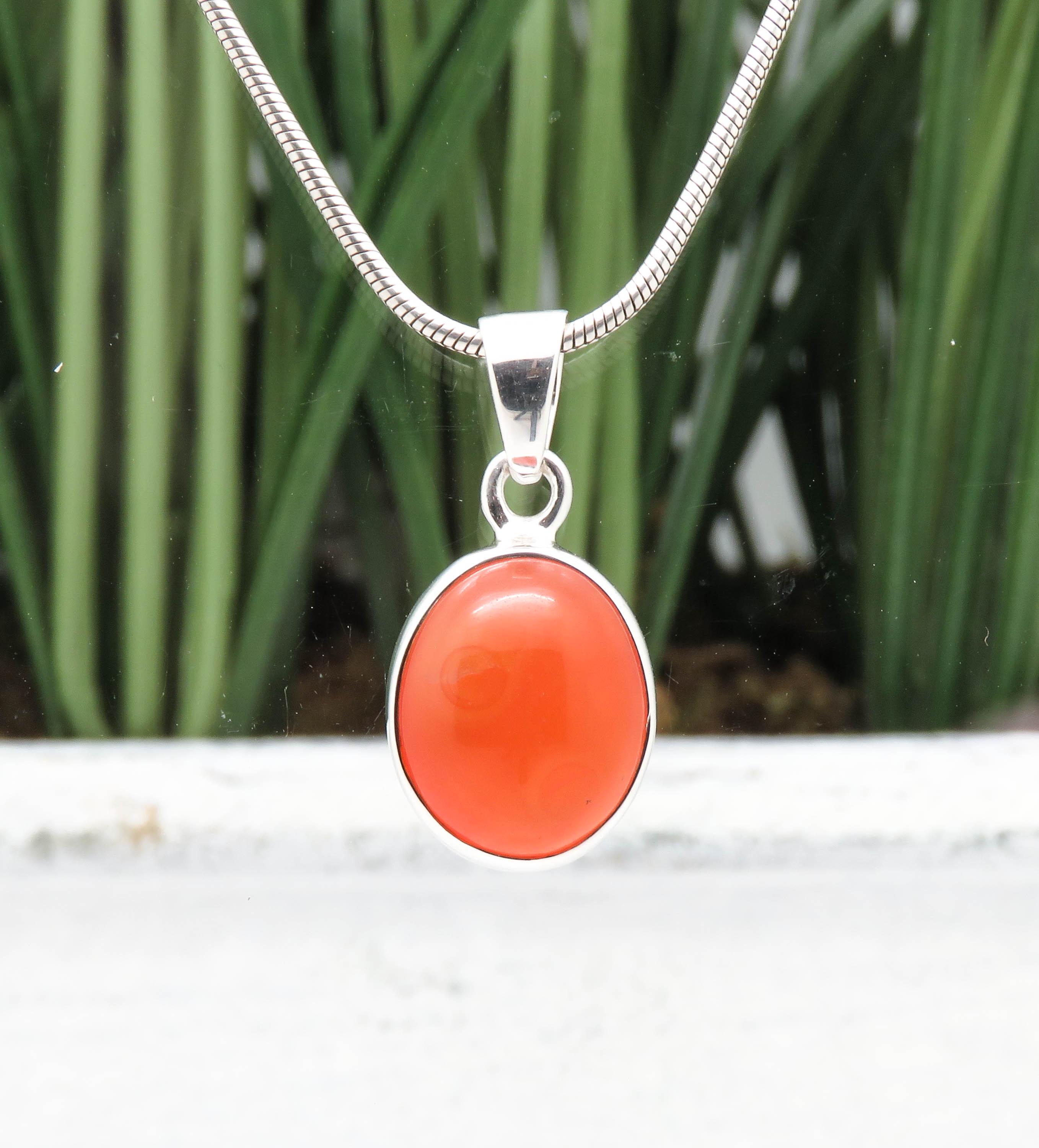 ネックレス・ペンダント Volume Oval Pendant Necklace #5732 Stainless Steel OVAL STONE INLAID PENDANT STAINLESS STEEL