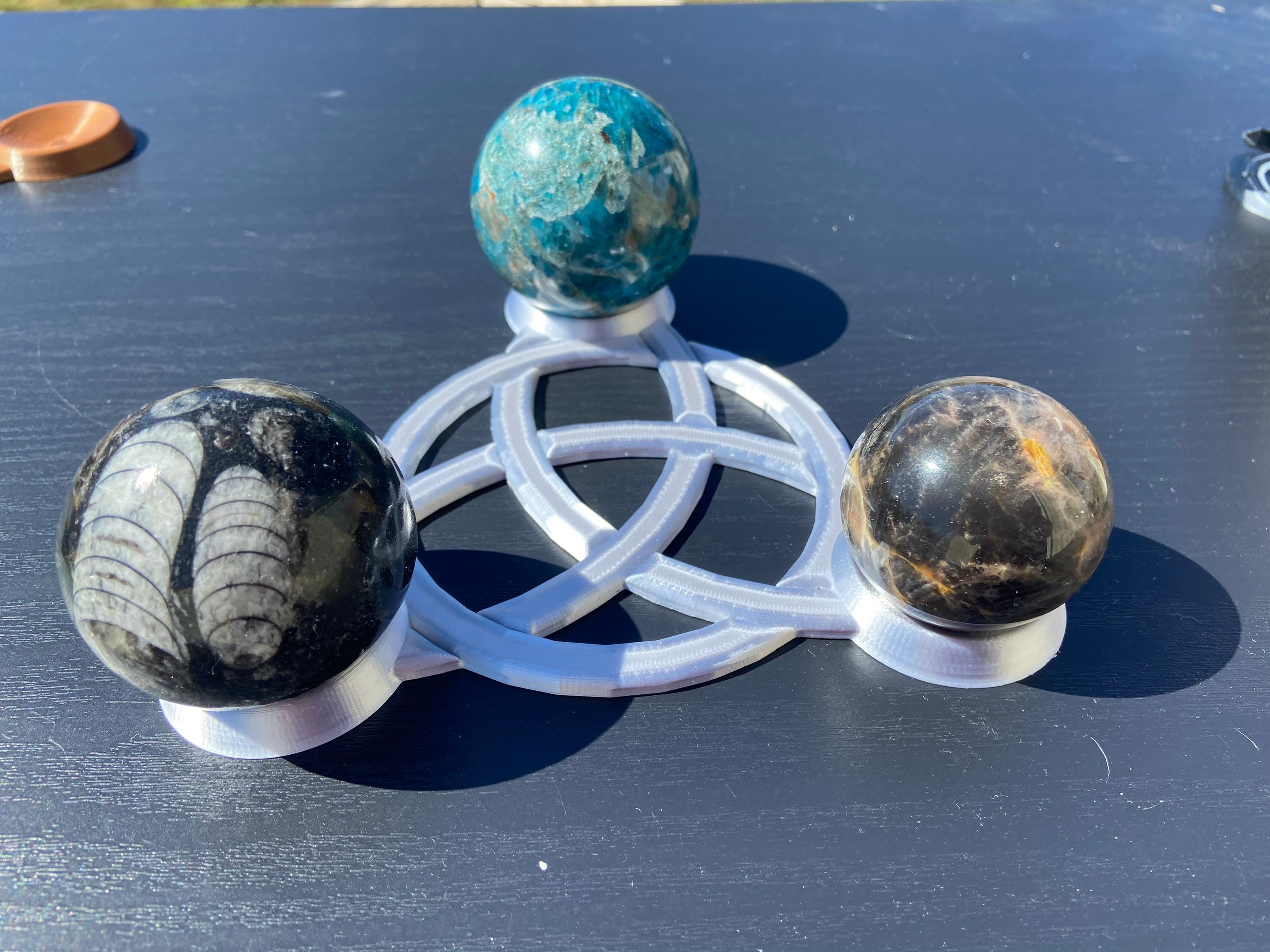 Sphere and rock/crystal display. 3D printed. | Etsy
