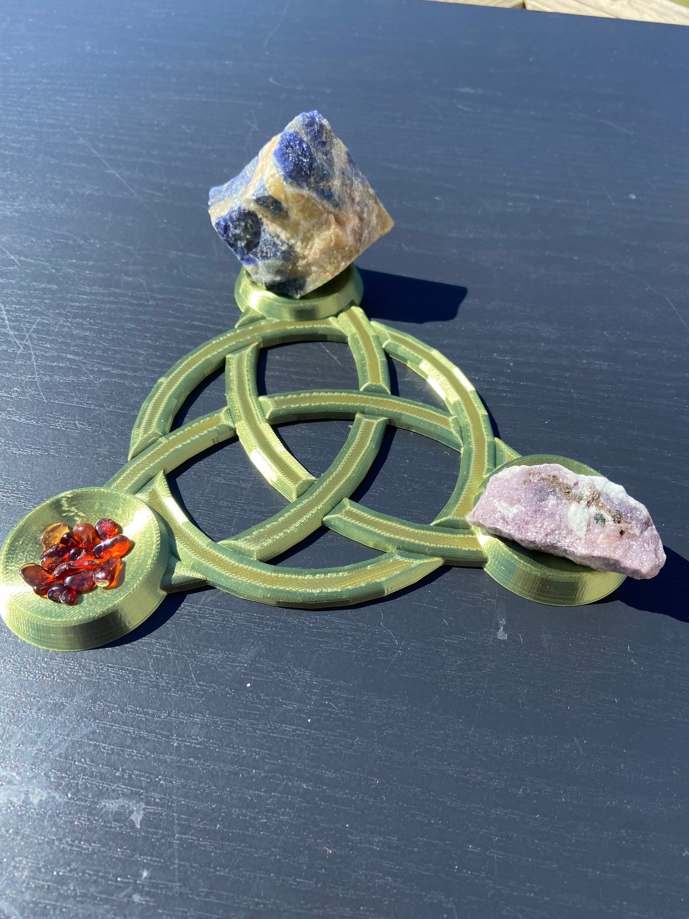 Sphere and rock/crystal display. 3D printed. | Etsy