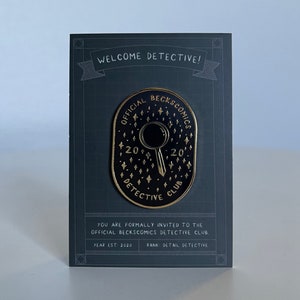 Beckscomics Detective Club Pin
