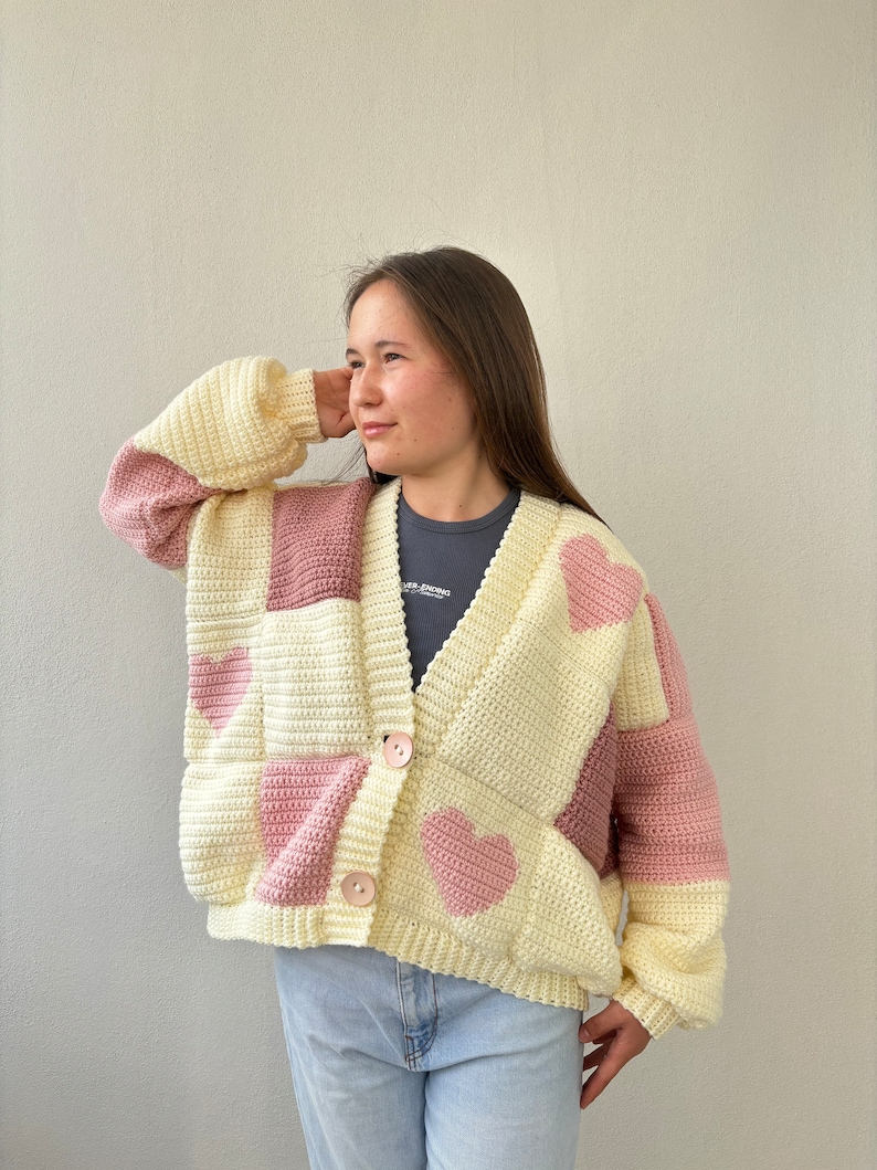 Pink Hearts Cardigan crochet patchwork handknit zdjęcie 1