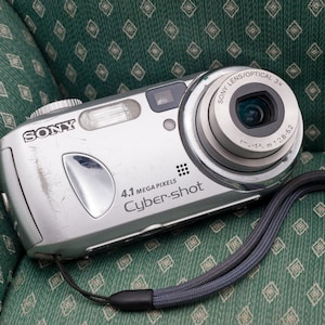 Sony Cyber-shot DSC-P73: 4.1MP CCD 3x Zoom Compact Retro Digicam, Tested