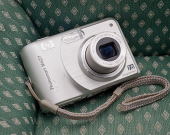 HP Photosmart M627: 7MPCCD 3x Zoom Lens Compact Retro Digicam