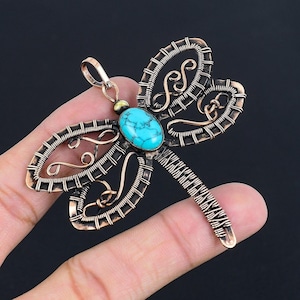 Colgante de libélula turquesa, joyería de turquesa natural, colgante envuelto en alambre de cobre puro, collar de cadena hecho a mano con gema turquesa, regalos
