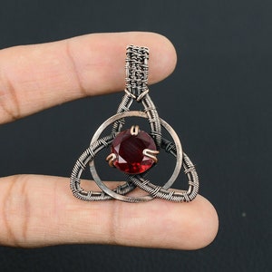 Garnet Gemstone Celtic Family Knot Pendant Copper Wire Wrapped Pendant Faceted Garnet Pendant Handmade Pendant Jewelry Unisex Birthday Gift