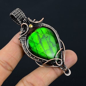 Green Flash Labradorite Gemstone Pendant Copper Wire Wrapped Pendant Necklace Labradorite Pendant Jewelry Labradorite Jewelry Gift for Her