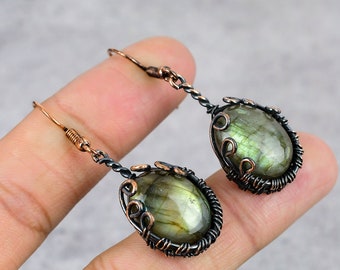 Orecchini con pietre preziose di rame labradorite Orecchini avvolti in filo di rame Orecchini pendenti di design di gioielli in rame per le donne, regalo per sua madre