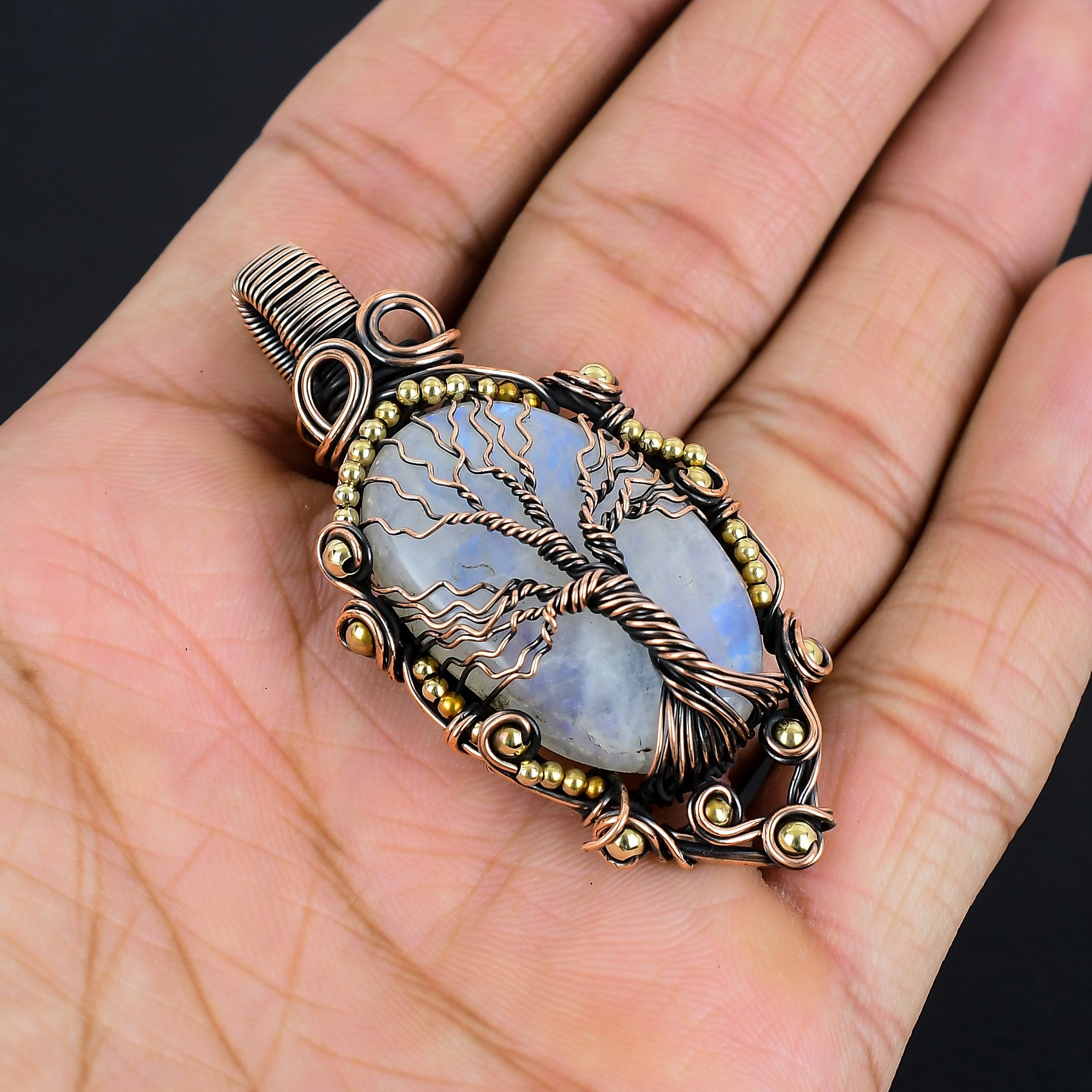 派手なムーンストーン生命の木ペンダント 純銅線で包まれたペンダント