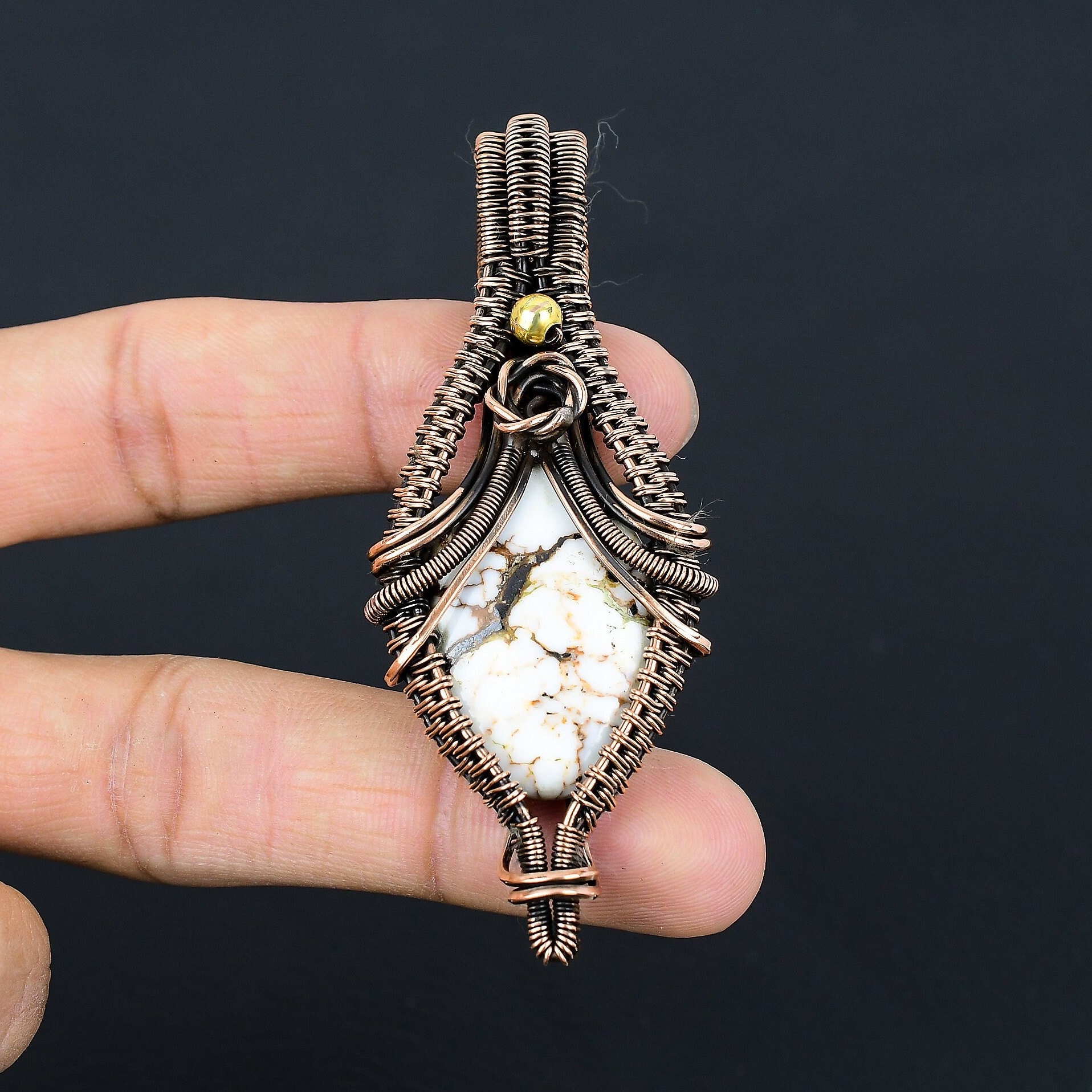 ★マグネタイト原石★本宿コールドロン転石【川ズレ・ウブ特大2676ｇ】 Wild Horse Jasper /magnesite Pendant Copper Wire Wrapped Pendant