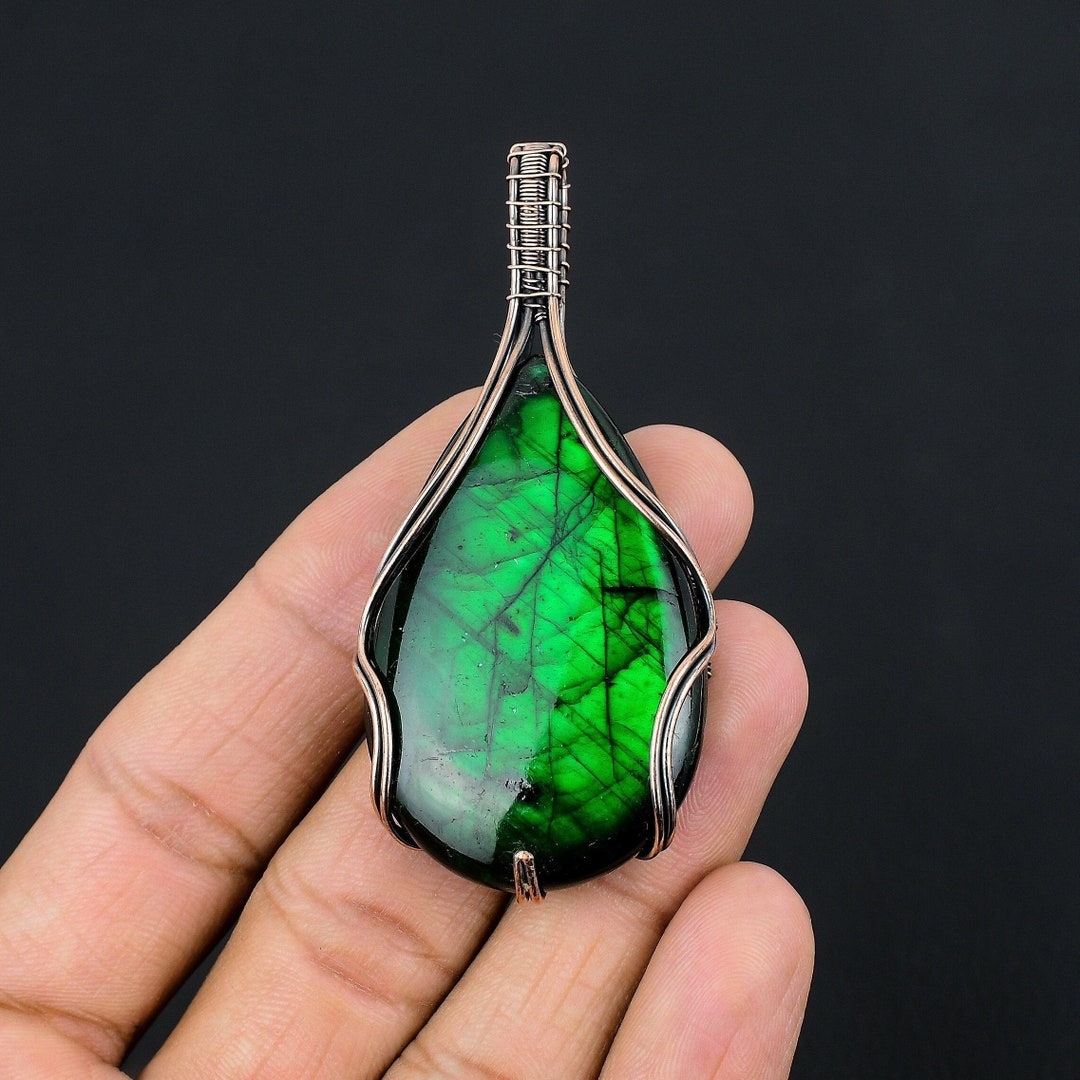 Green Flash Labradorite Gemstone Pendant Copper Wire Wrapped