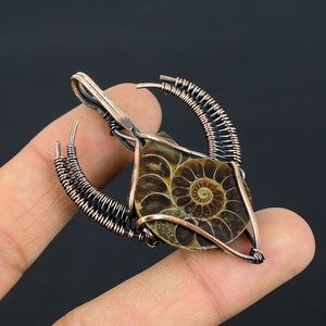 Natural Ammonite Fossil Pendant Copper Wire Wrapped Pendant Ammonite Gemstone Pendant Copper Jewelry Ammonite Fossil Bull Face Necklace