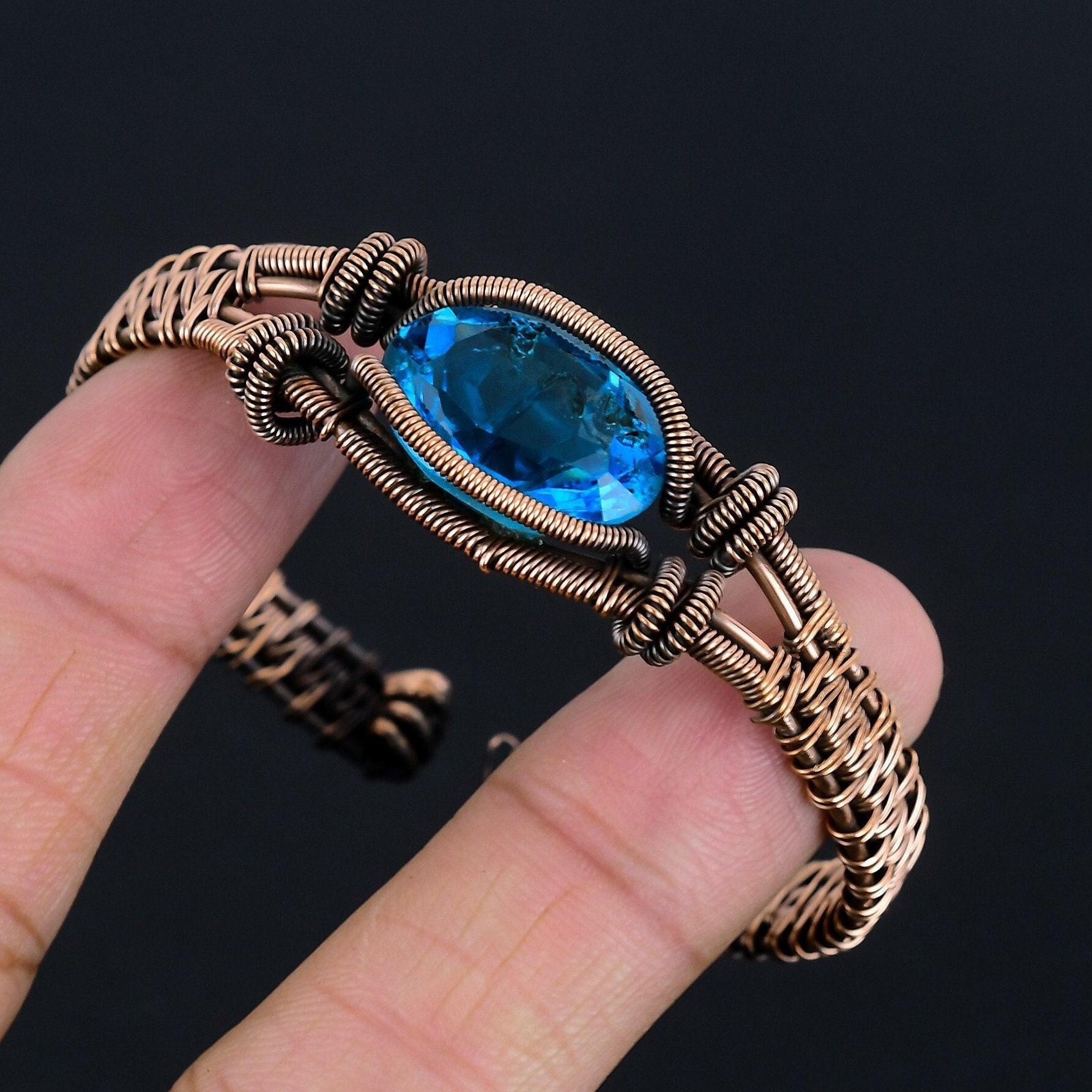 ブルートパーズバングル - Etsy 日本