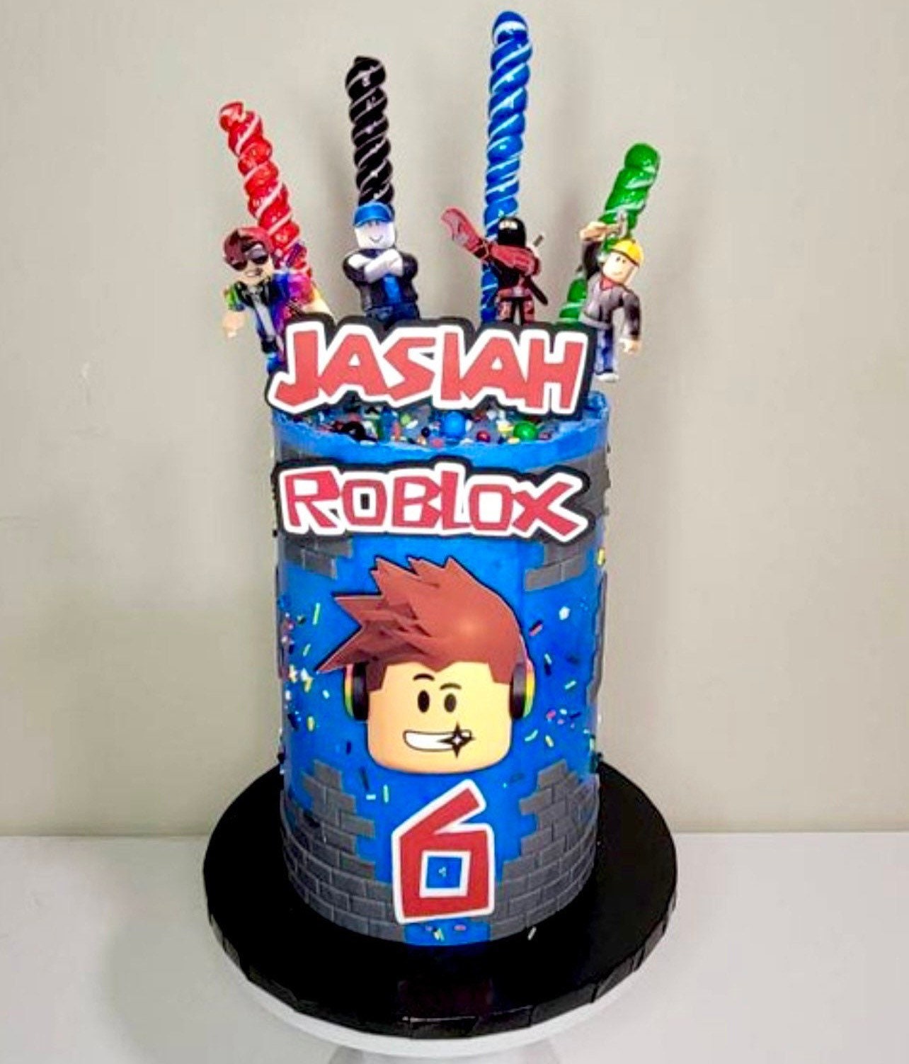 Danny Cakes - Bolo roblox. Pensa num jogo q ganhou o