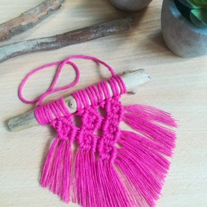 Mini macramé - wall hanging monochrome