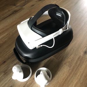 Carrying Case for Meta Quest 2 VR Headset
