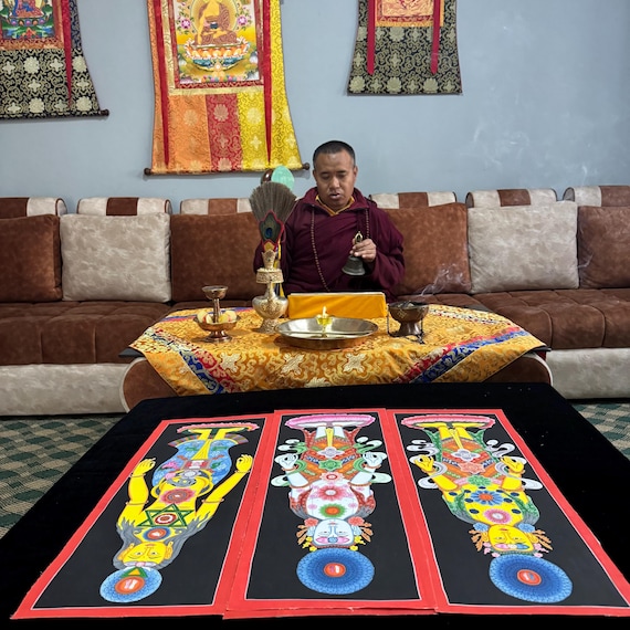 タンカアート Amazon.co.jp: ヴァジュラパーニ（金剛手）タンカ仏画曼荼羅