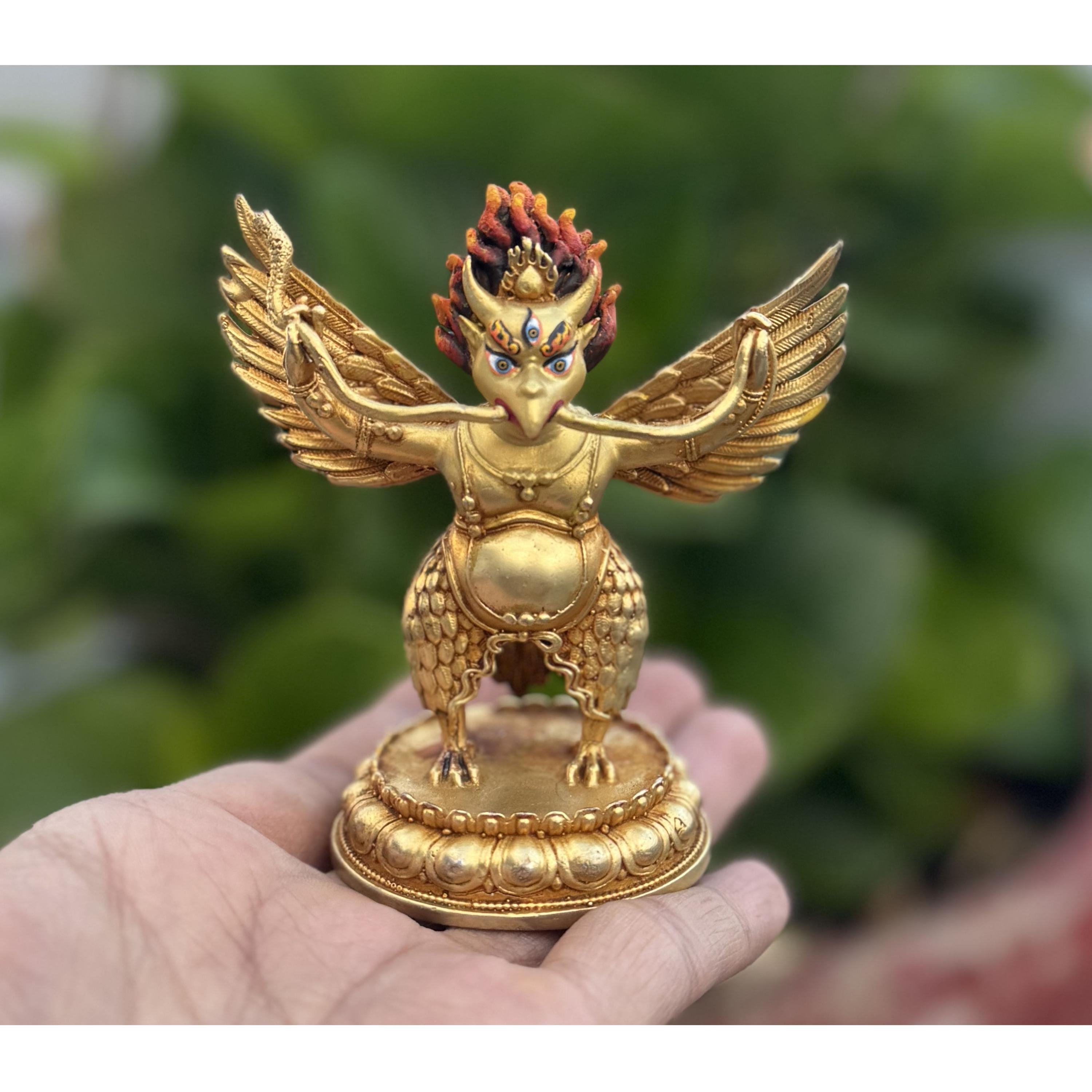 Garuda sculpture - Etsy 日本