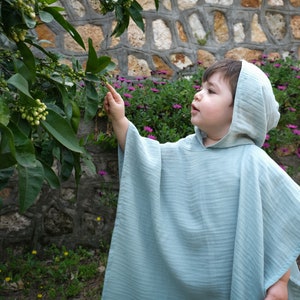 Organic Muslin Cotton Bath Poncho, Baby Shower Gift, Mint Blue Baby Towel, Baby Beach Towel, Washcloth for Newborn, Cape for Toddler