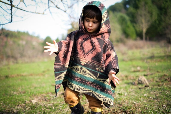 Poncho tribal printanier en laine azteque pour enfants poncho ethnique pour enfants sweat a capuche ethnique boheme fait main pour tout petits cape pour siege auto pour bebe vetements d exterieur pour...